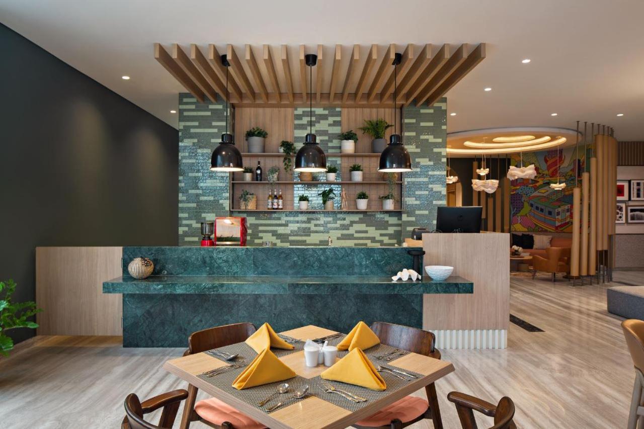 Maxonehotels At Kota Harapan Indah-Bekasi Ngoại thất bức ảnh