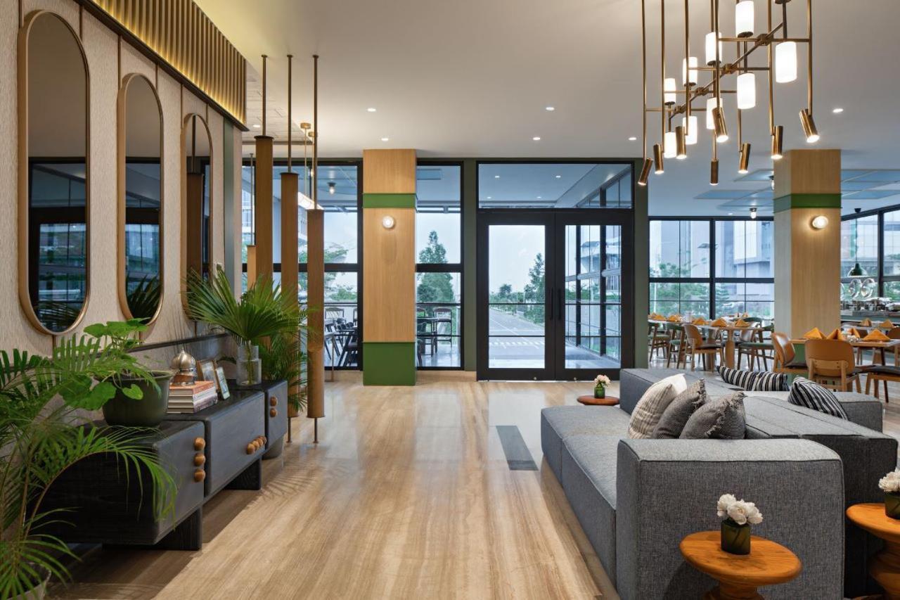 Maxonehotels At Kota Harapan Indah-Bekasi Ngoại thất bức ảnh