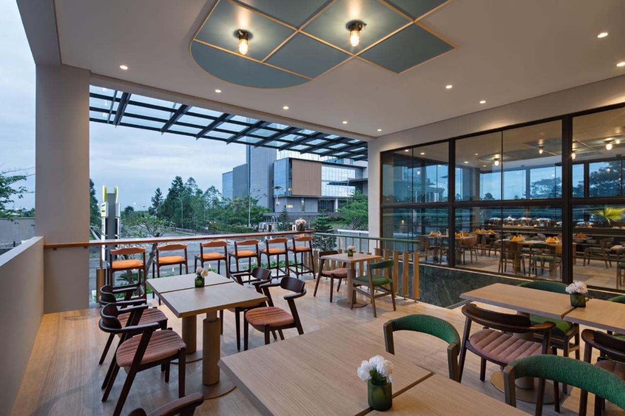 Maxonehotels At Kota Harapan Indah-Bekasi Ngoại thất bức ảnh