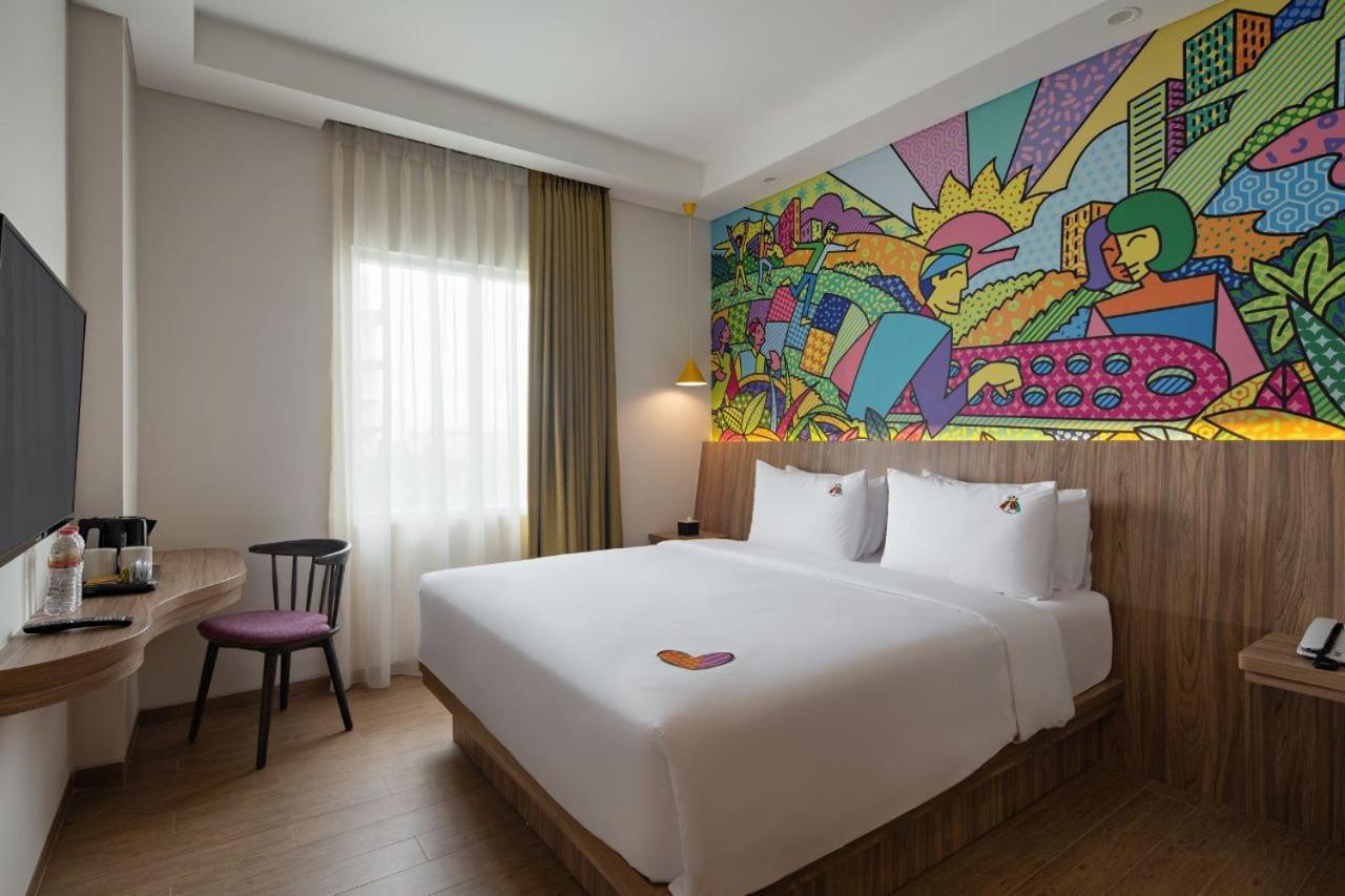 Maxonehotels At Kota Harapan Indah-Bekasi Ngoại thất bức ảnh