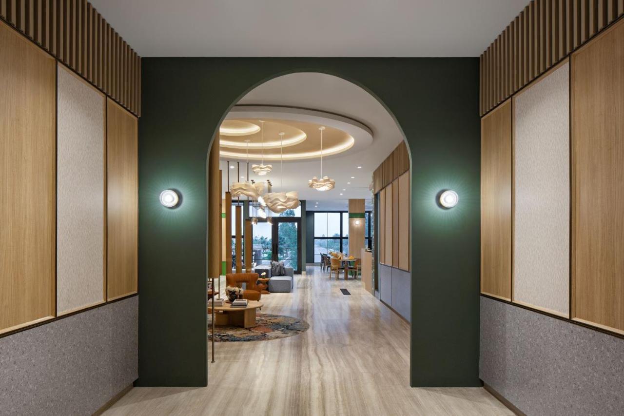 Maxonehotels At Kota Harapan Indah-Bekasi Ngoại thất bức ảnh